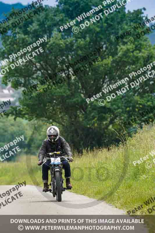 Vintage motorcycle club;eventdigitalimages;no limits trackdays;peter wileman photography;vintage motocycles;vmcc banbury run photographs